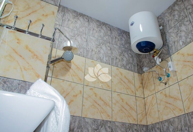 هتل La Rochelle Hôtel