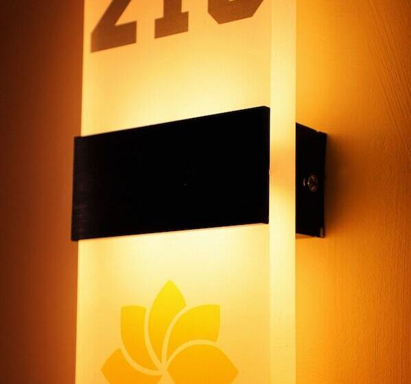 هتل La Rochelle Hôtel