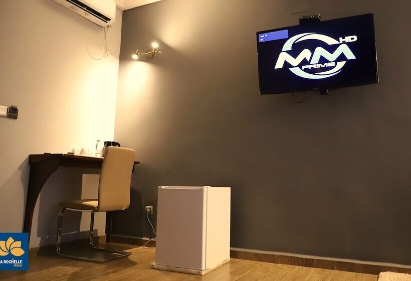 هتل La Rochelle Hôtel