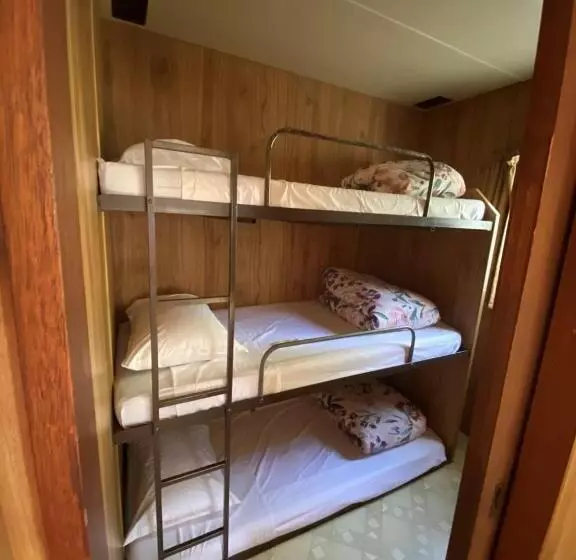 Hotelli Mansfield Lakeside