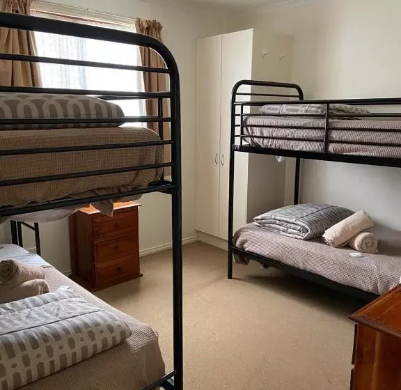 Hotelli Mansfield Lakeside