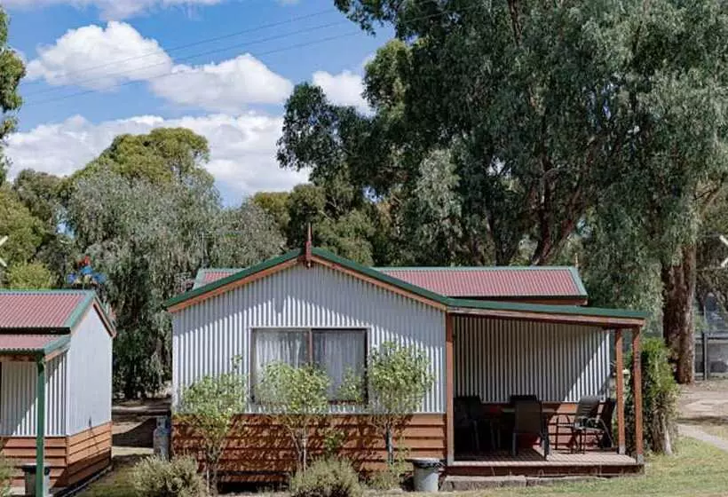 Hotelli Mansfield Lakeside