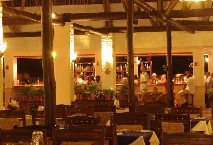 هتل Mnarani Beach Club