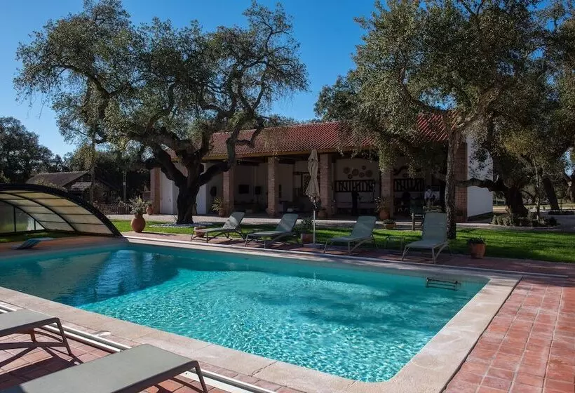 Maaseutuhotelli Herdade Das Onzenas De Cima