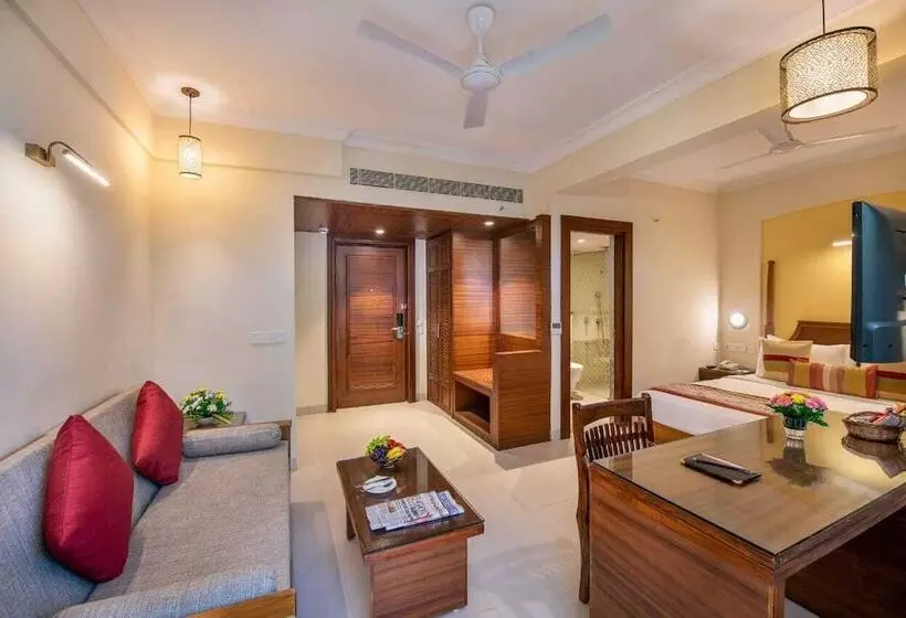 ホテル Sea Breeze Sarovar Portico Varca Goa