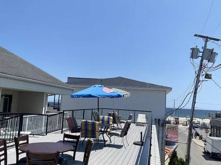 Hotelli Ships Inn
