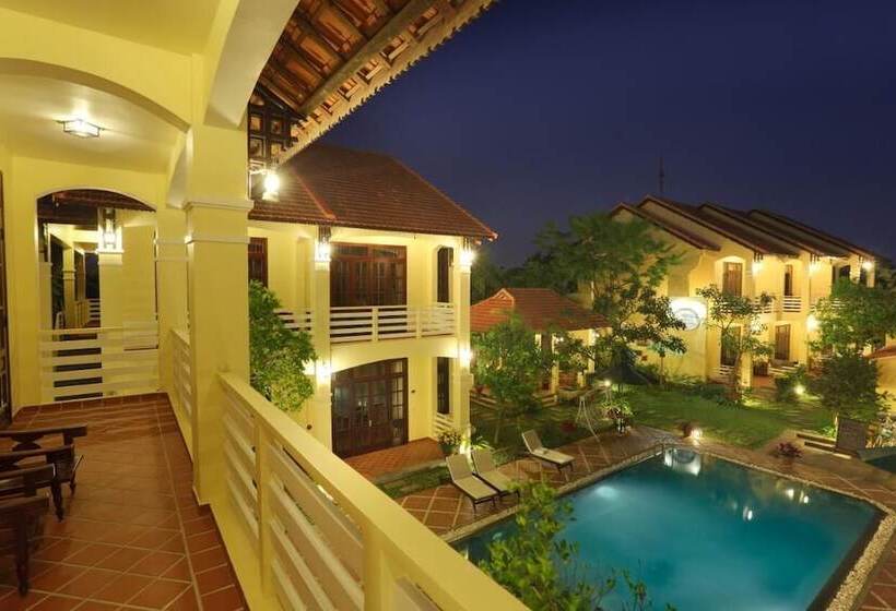 هتل The Muse House