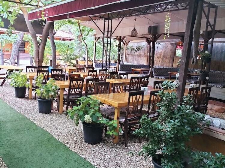 هتل Zakkum Pansiyon