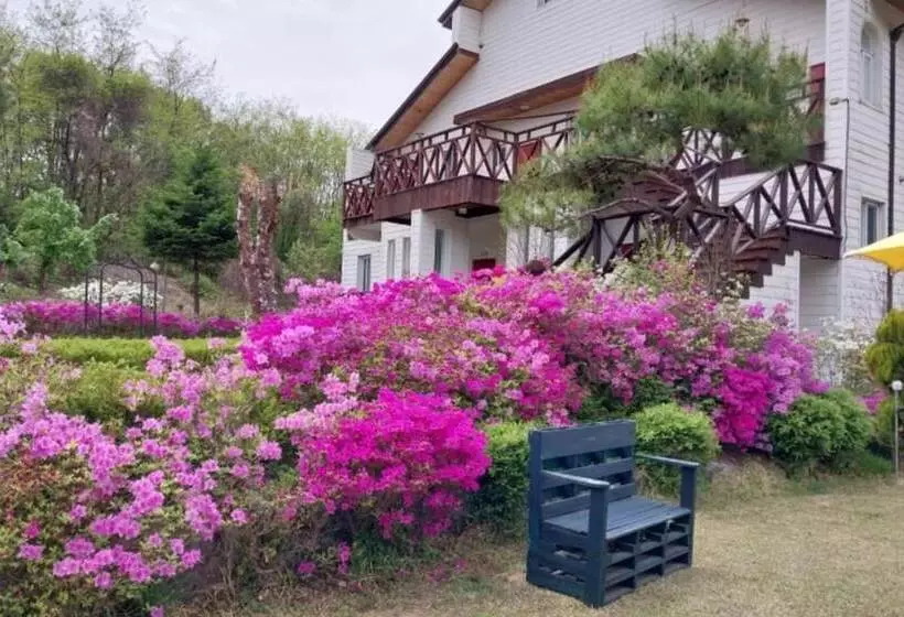 Jecheon Dream Lake Pension