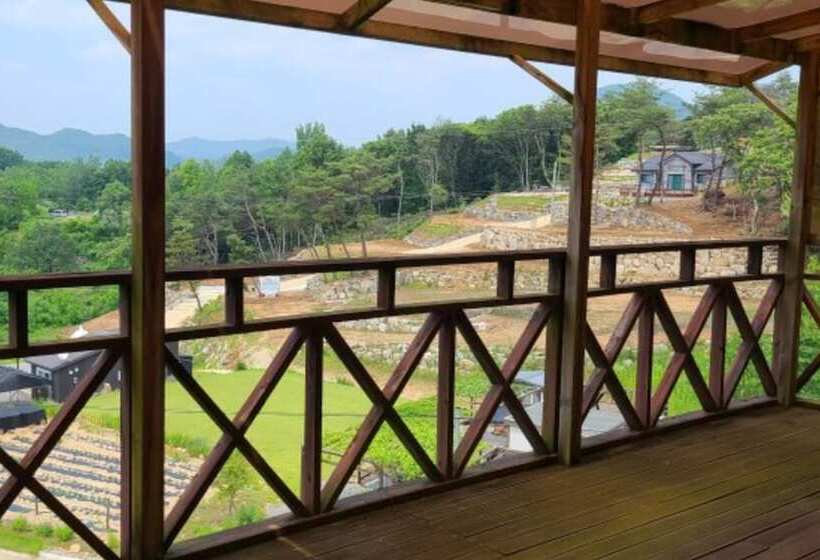 Jecheon Dream Lake Pension