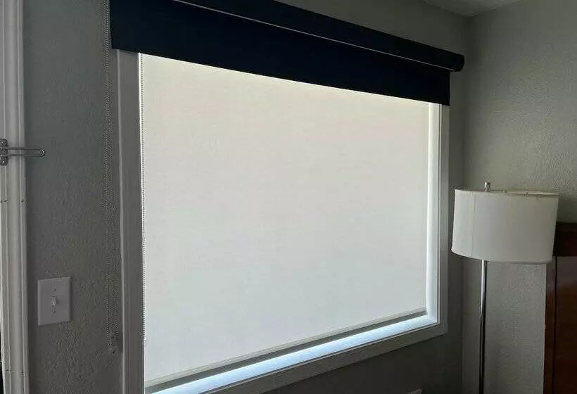 Motelli Maple Tree Inn