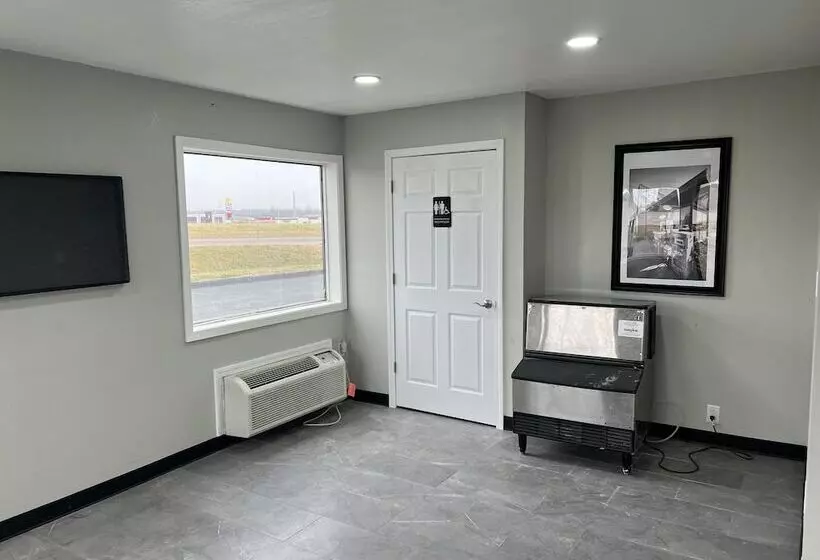 Motelli Maple Tree Inn