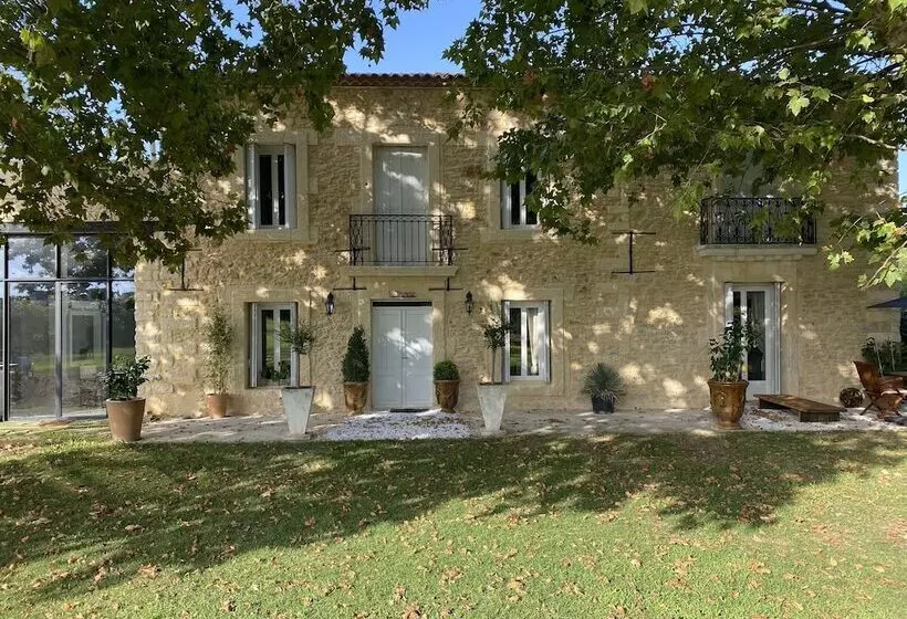 Majatalo Domaine De La Trinité