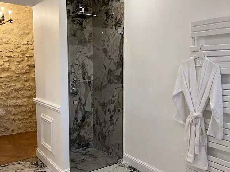 Majatalo Domaine De La Trinité