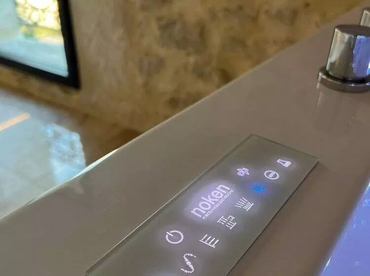 Majatalo Domaine De La Trinité