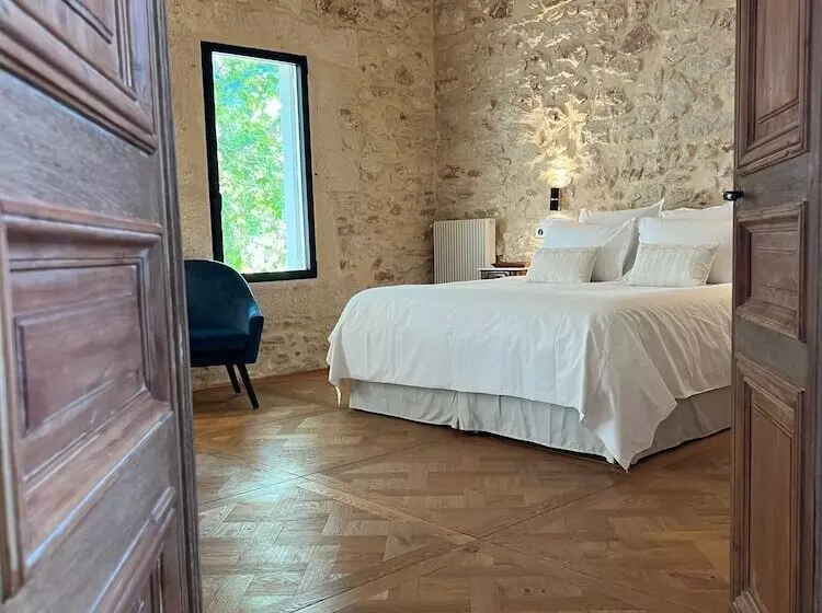 Majatalo Domaine De La Trinité