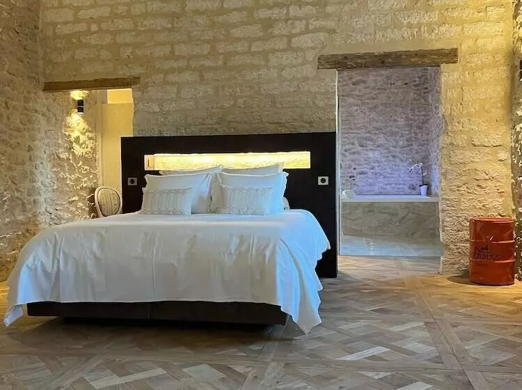 Majatalo Domaine De La Trinité