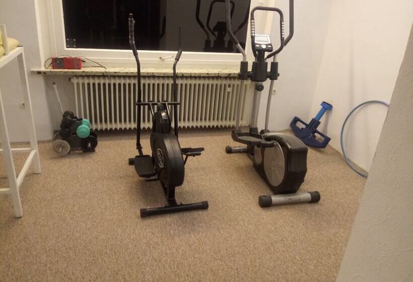 ペンション Gästehaus Und Fitness Haus Bergquell