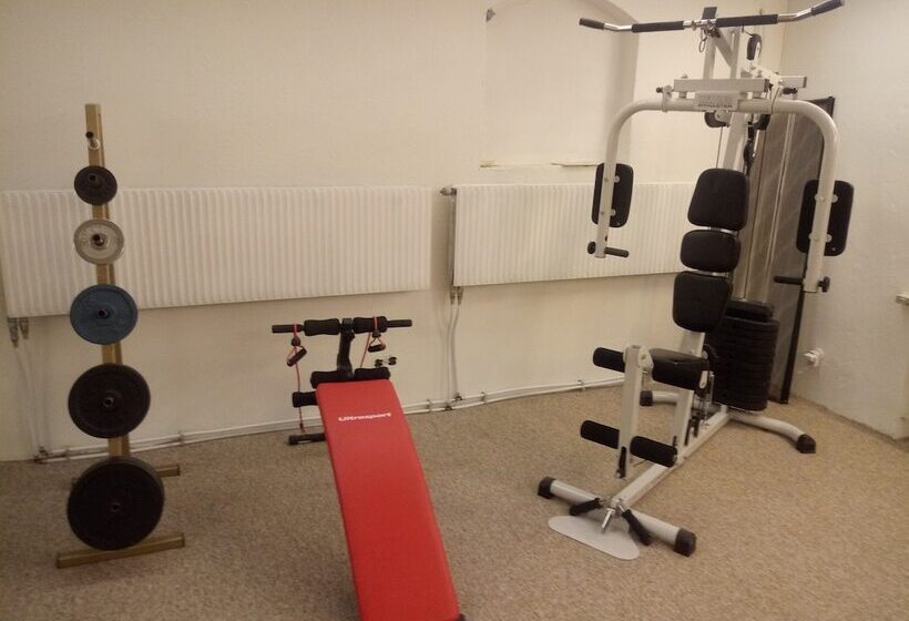 ペンション Gästehaus Und Fitness Haus Bergquell