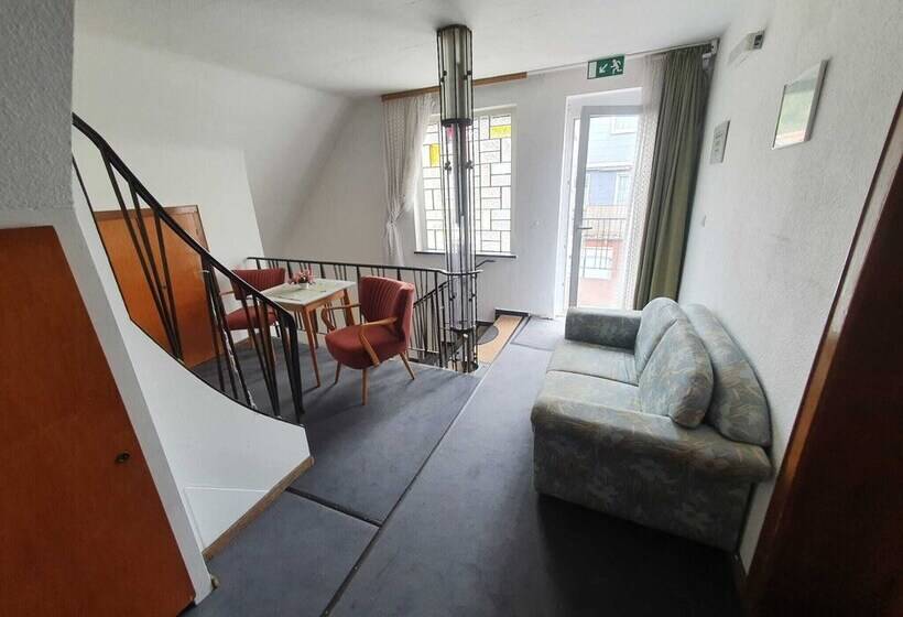 ペンション Gästehaus Und Fitness Haus Bergquell