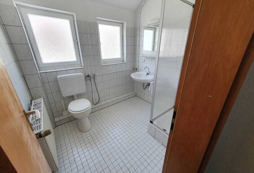 ペンション Gästehaus Und Fitness Haus Bergquell