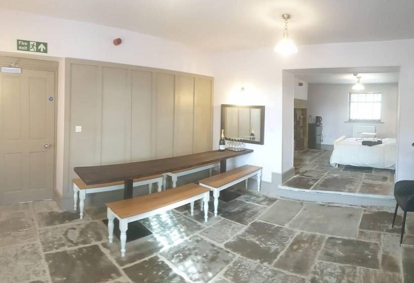 펜션 Pemberton Turnbridge Guest House