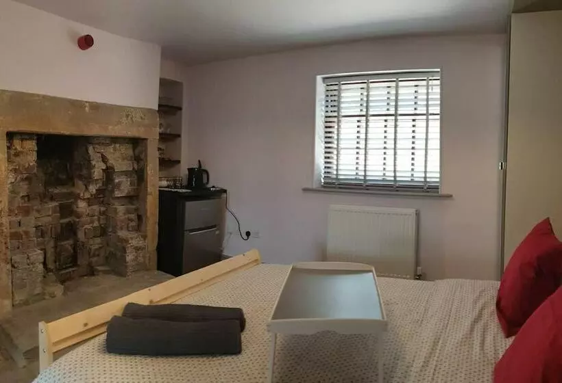ペンション Pemberton Turnbridge Guest House