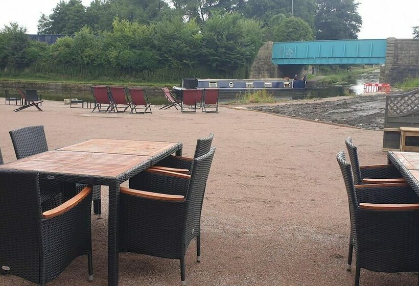 펜션 Pemberton Turnbridge Guest House