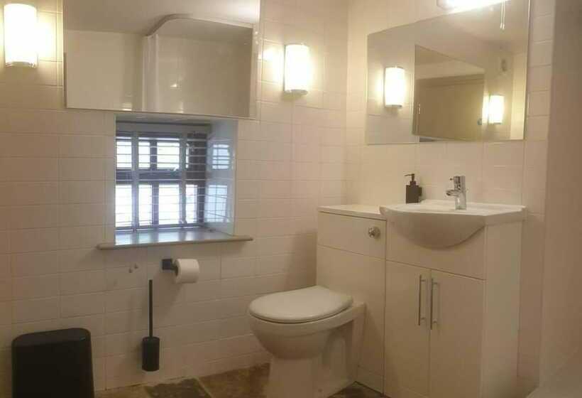 펜션 Pemberton Turnbridge Guest House