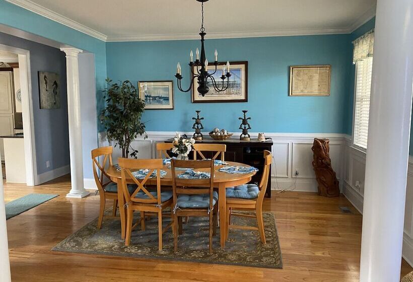 膳宿费 Stroble Paradise