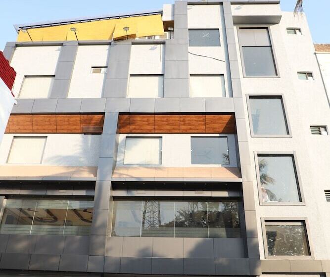 Radha Residency By Shrigo Hotels