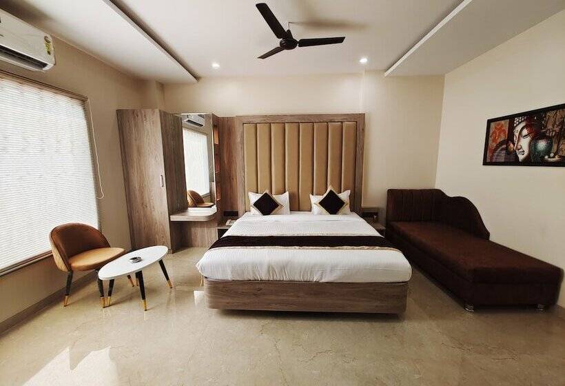 Radha Residency By Shrigo Hotels