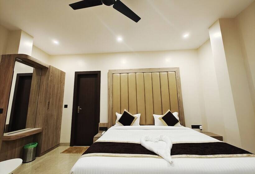 Radha Residency By Shrigo Hotels