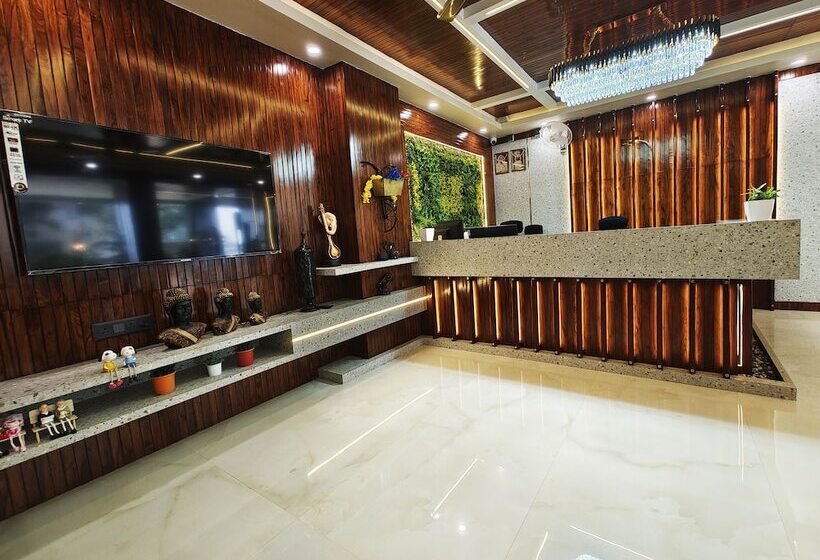 Radha Residency By Shrigo Hotels