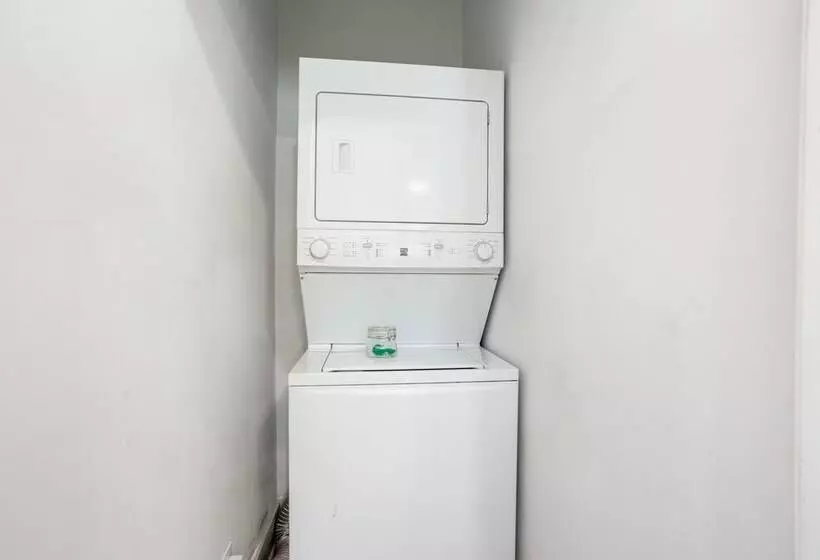 اقامتگاه Unique Mid Century Home Near Atl Airport