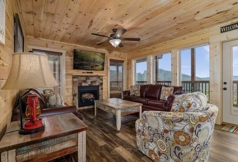 Sunset Vista   4 Bedrooms, 4 Baths, Sleeps 12 4 Cabin By Redawning
