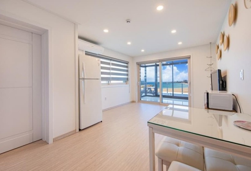 Goseong Badasga Per Osyeonbyu Pension