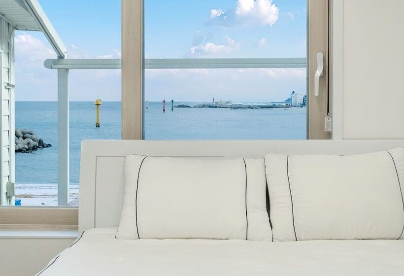 Goseong Badasga Per Osyeonbyu Pension