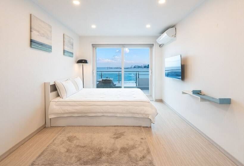 Goseong Badasga Per Osyeonbyu Pension