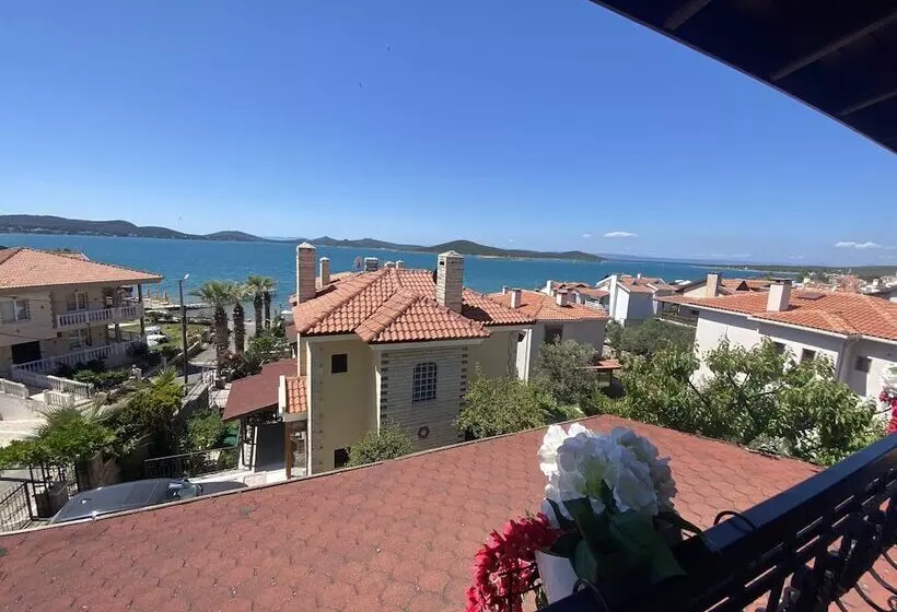 Hotelli Cunda Villa Anka