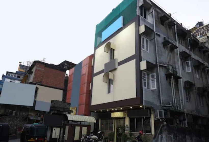 Hotel Goroomgo Prince B Guwahati
