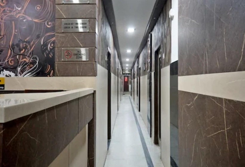 Hotel Goroomgo Prince B Guwahati