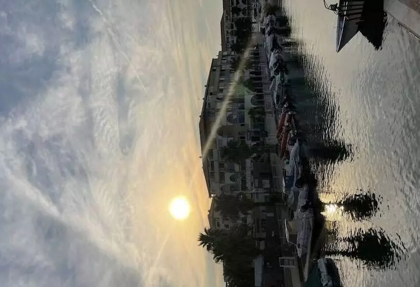 ホテル Hôtel L Alsace