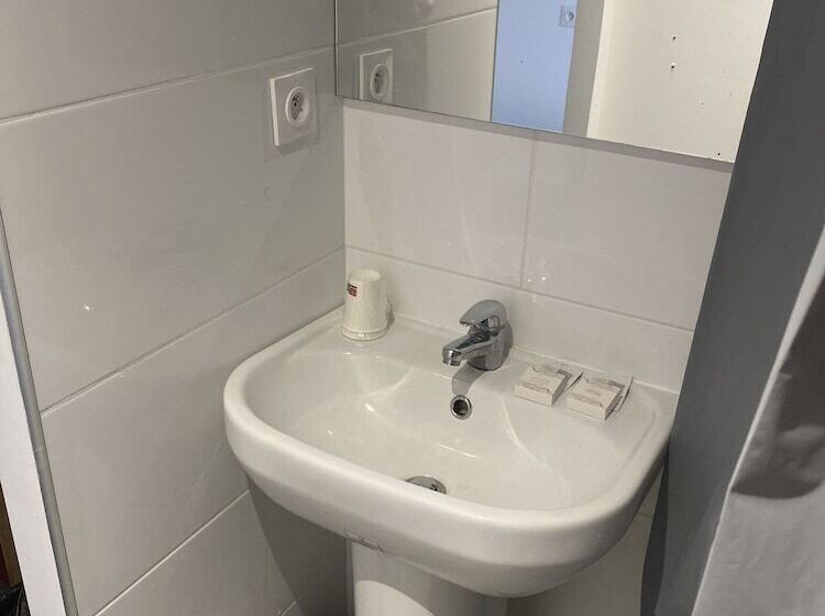 ホテル Hôtel L Alsace