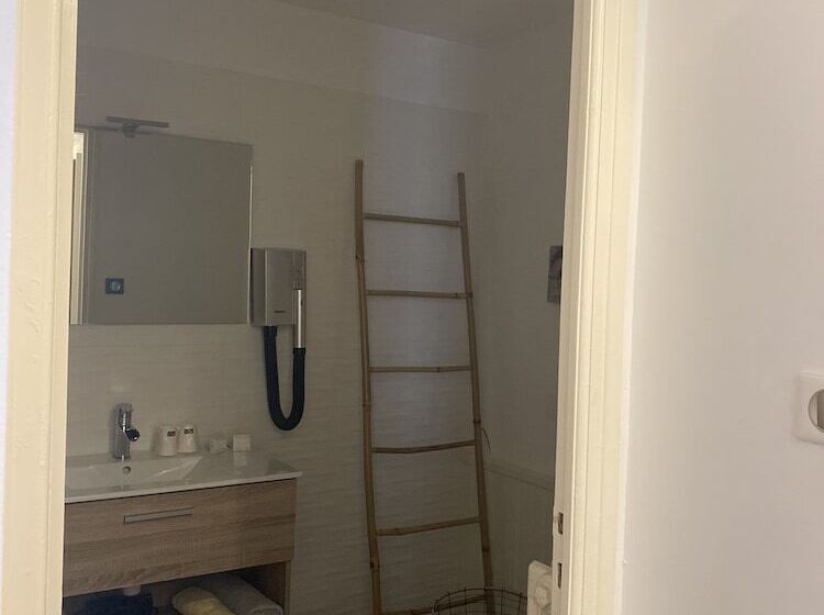 ホテル Hôtel L Alsace