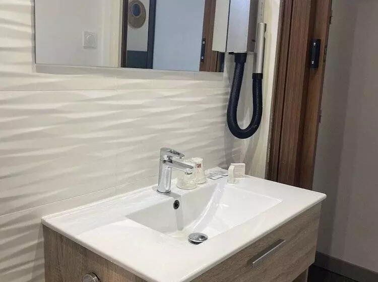 ホテル Hôtel L Alsace