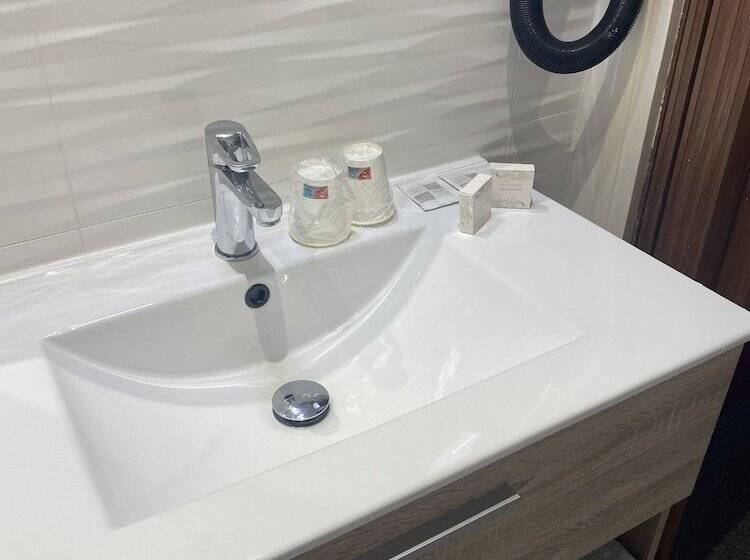 ホテル Hôtel L Alsace