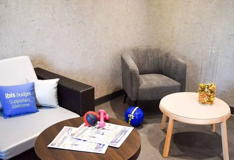 ホテル Ibis Budget Millau Viaduc   Ouverture Avril 2022