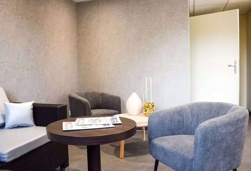 ホテル Ibis Budget Millau Viaduc   Ouverture Avril 2022