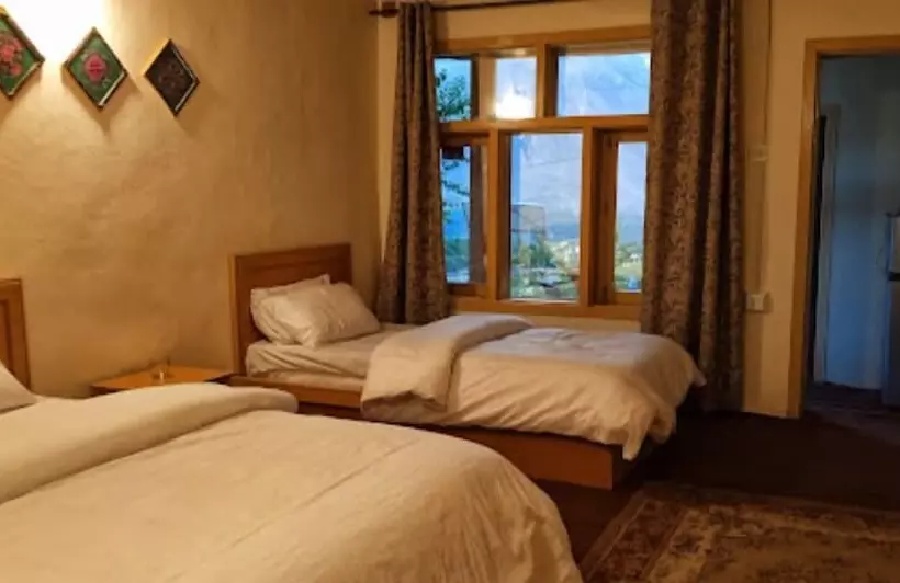 هتل Mountain Refuge Guest House